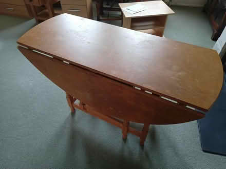 Photo of free Round drop leaf table (Wellingborough NN8 5) #2