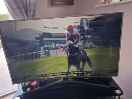 Photo of free 40in Samsung Curved Smart TV (Belmont SM2) #2