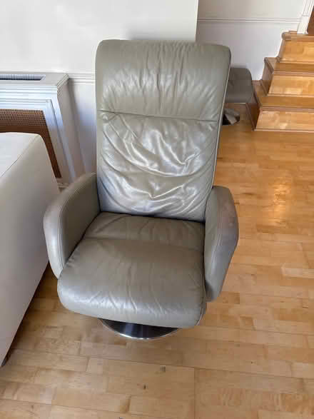 Photo of free Swivel chair (W2) #1