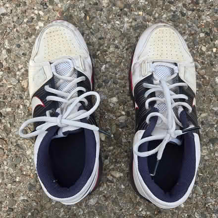 Photo of free NIKE Shoes (94041) #1
