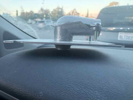 Photo of free 90 degree squeeze connector (94087) #4