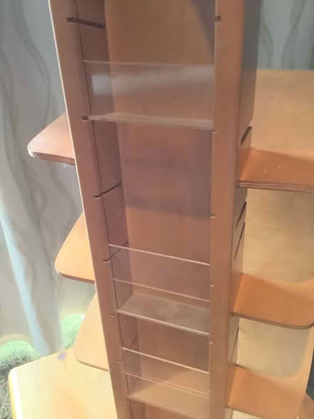 Photo of free Small adjustable shelving unit (Beaconsfield HP9) #4