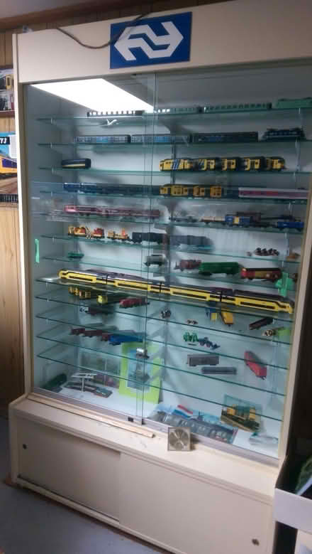 Photo of free Display Case - Models NOT Included (South Brampton) #1