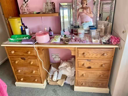 Photo of free Dressing Table (Headcorn TN27) #1