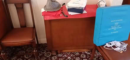 Photo of free 1950's dining room table /4 chairs (Knotty Ash L14) #1