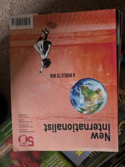 Photo of free New Internationalist magazines (Glastonbury BA6) #1
