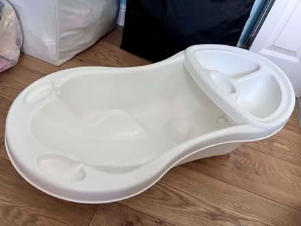 Photo of free Baby bath (Hale End IG8) #1