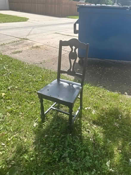 Photo of free Chair (La grange il) #1
