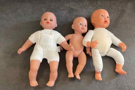 Photo of free 3 Baby Dolls – 2 with Sounds (E10) #1