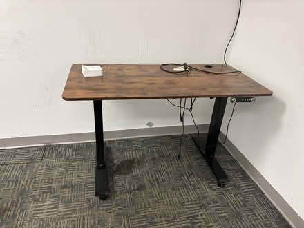Photo of free desks & free items (Metro Parkway, Fort Myers) #3