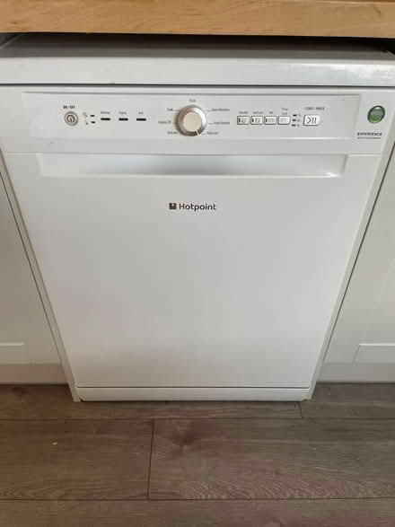 Photo of free Hotpoint washing machine. Read (Totternhoe LU6) #1