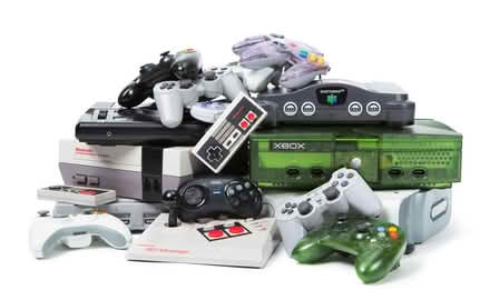 Photo of Games and consoles (Strawberry hill.) #1