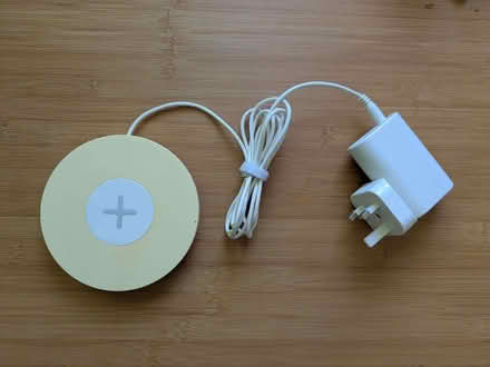 Photo of free Wireless Phone Charger (Beverley HU17) #1