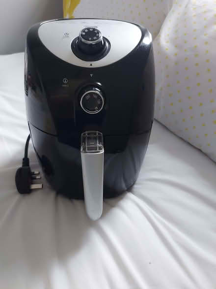 Photo of free Air Fryer (Ince-in-Makerfield WN2) #1