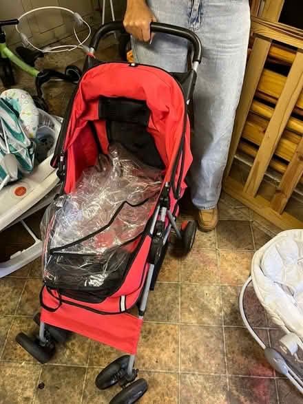 Photo of free Dog pram (Shenley Chruch end) #1