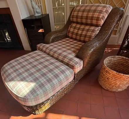 Photo of free Sun Room Furniture (Woodcliff Lake NJ) #1