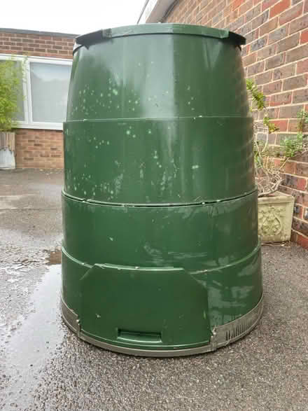 Photo of free Compost bin (broken but usable) (Peacehaven BN10) #2