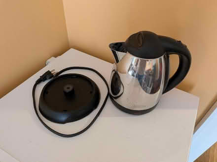 Photo of free Electric kettle (Weston) #1