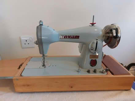 Photo of Electric sewing machine (WF13. Wakefield) #1