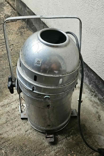 Photo of free Spot light (Peckham SE15) #1
