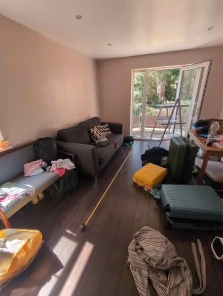 Photo of free sofa (SE22) #1