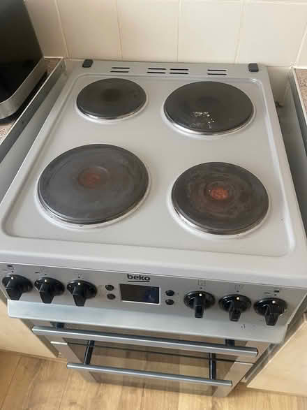 Photo of free Beko electic cooker (RM6 Chadwell Heath) #2