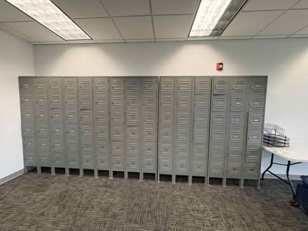 Photo of free desks & free items (Metro Parkway, Fort Myers) #4
