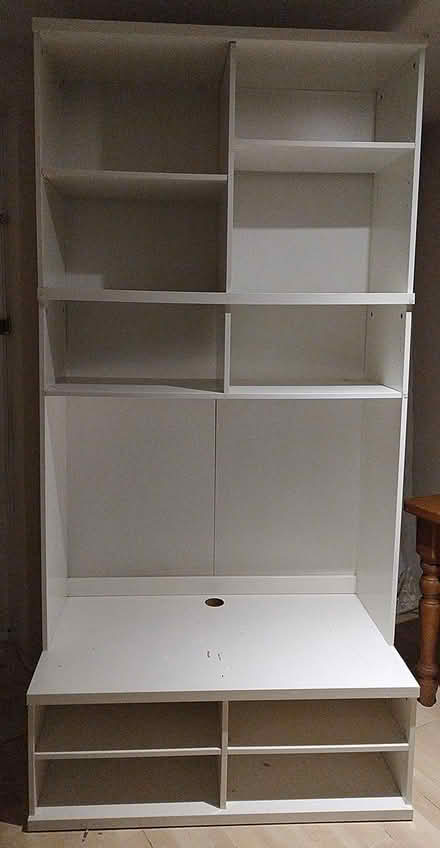 Photo of free White TV unit (New Southgate N11) #1