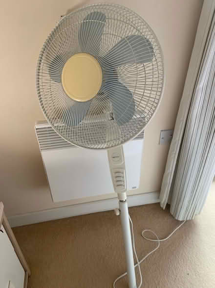 Photo of free Broken fan (Cambridge CB2) #1