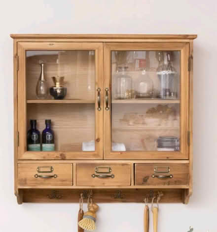 Photo of Kitchen wall cupboard (Walkley S6) #1