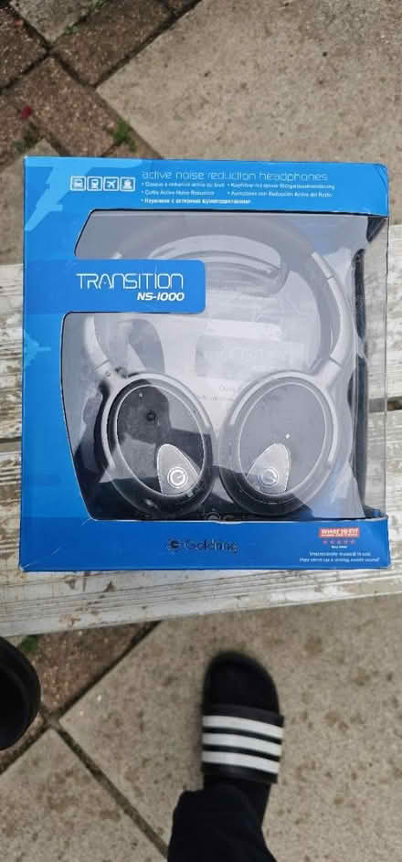 Photo of free Noise reducing headphones (Woking GU21) #1