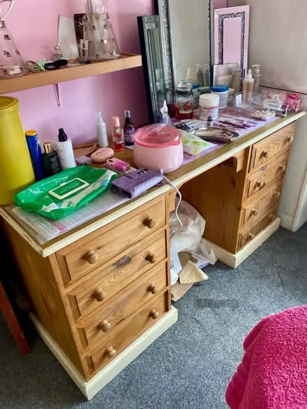 Photo of free Dressing Table (Headcorn TN27) #2