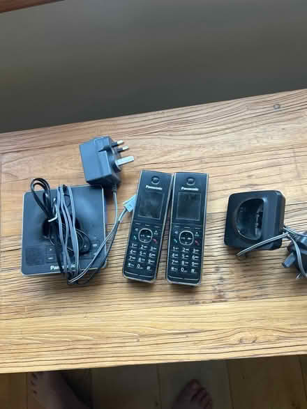 Photo of free Panasonic base unit and handset (RH5 Forest Green) #1