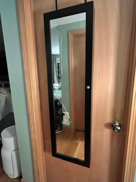 Photo of free Mirrored jewelry cabinet (North Reading) #1