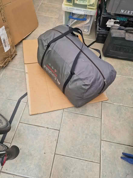 Photo of free 6 person tent (Cambridge CB24 Impington) #2