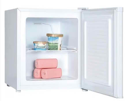 Photo of Counter top working mini freezer (Monkwick CO2) #2