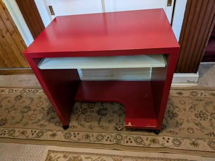 Photo of free Child's Computer Desk (Glebe / Dow's Lake) #1