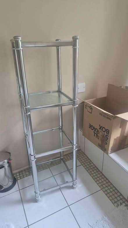 Photo of free Bathroom Stand (W38qg) #1