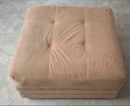 Photo of free Large footstall (Leigh on Sea SS9) #1