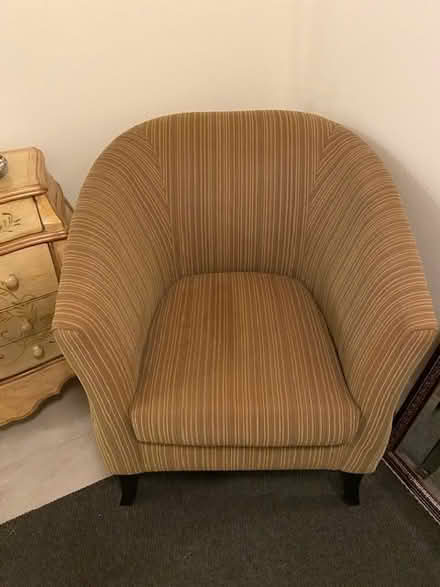 Photo of free Club chairs, Mirror, Picture frame (Beechwood area) #3