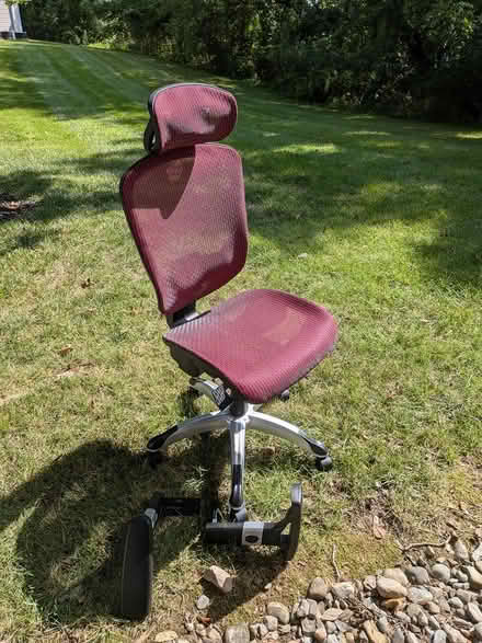 Photo of free Desk Chair (Doylestown) #2
