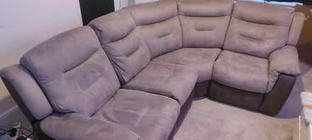 Photo of free Corner sofa, dbl electric recliner (New Farnley, Leeds LS12) #3