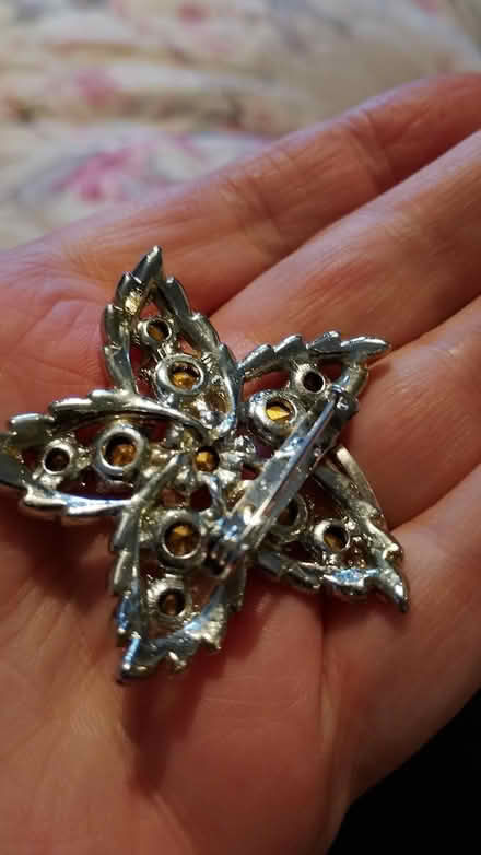 Photo of free Star brooch (Chesser EH14) #3