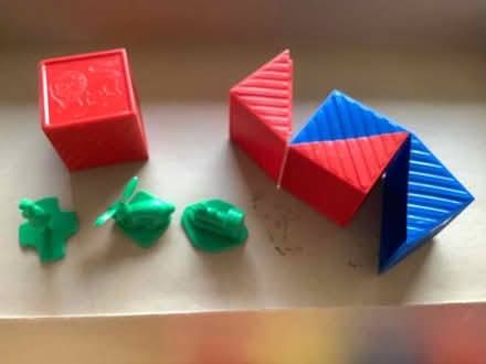 Photo of free Tupperware Busy-Blocks (Beaconsfield HP9) #4