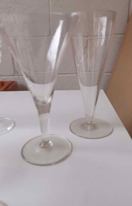 Photo of free Assortment of vintage glasses (Byfleet KT14) #2