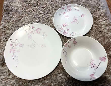 Photo of free 19 items fine bone china dinner set plates Linea blossom sak (Hale End IG8) #3
