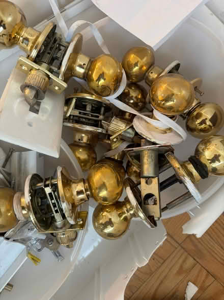 Photo of free Door knobs (M1l1v7) #1