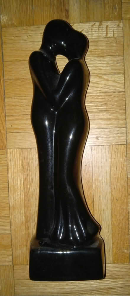 Photo of free Ceramic statue (Etobicoke (Kipling /Eglinton)) #1