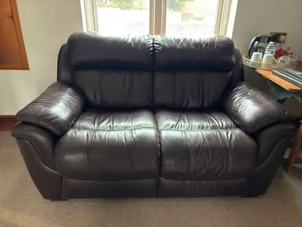 Photo of free Brown leather sofa (Castle Donington DE74) #1