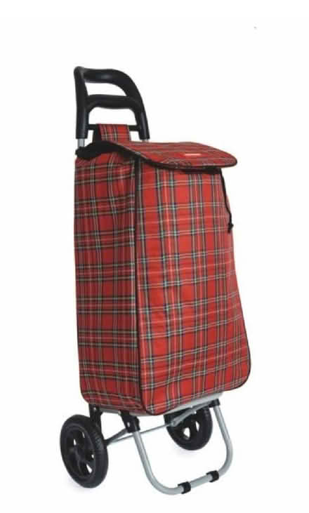Photo of Shopping trolley (Bromley BR2) #2